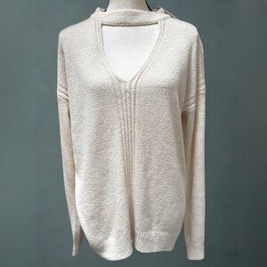 Lush Keyhole V-Neck Knit Sweater in Cream
